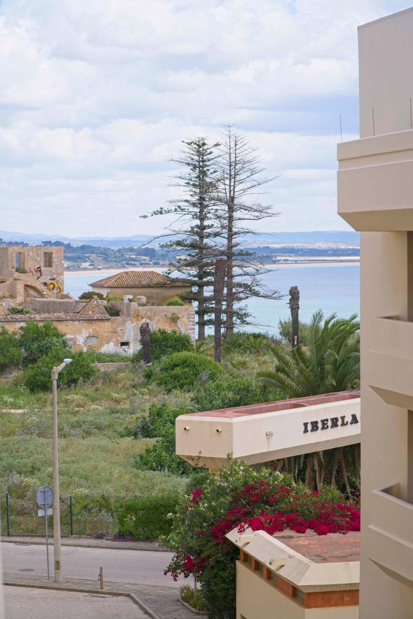 Lagos Beach Apartment ภายนอก รูปภาพ