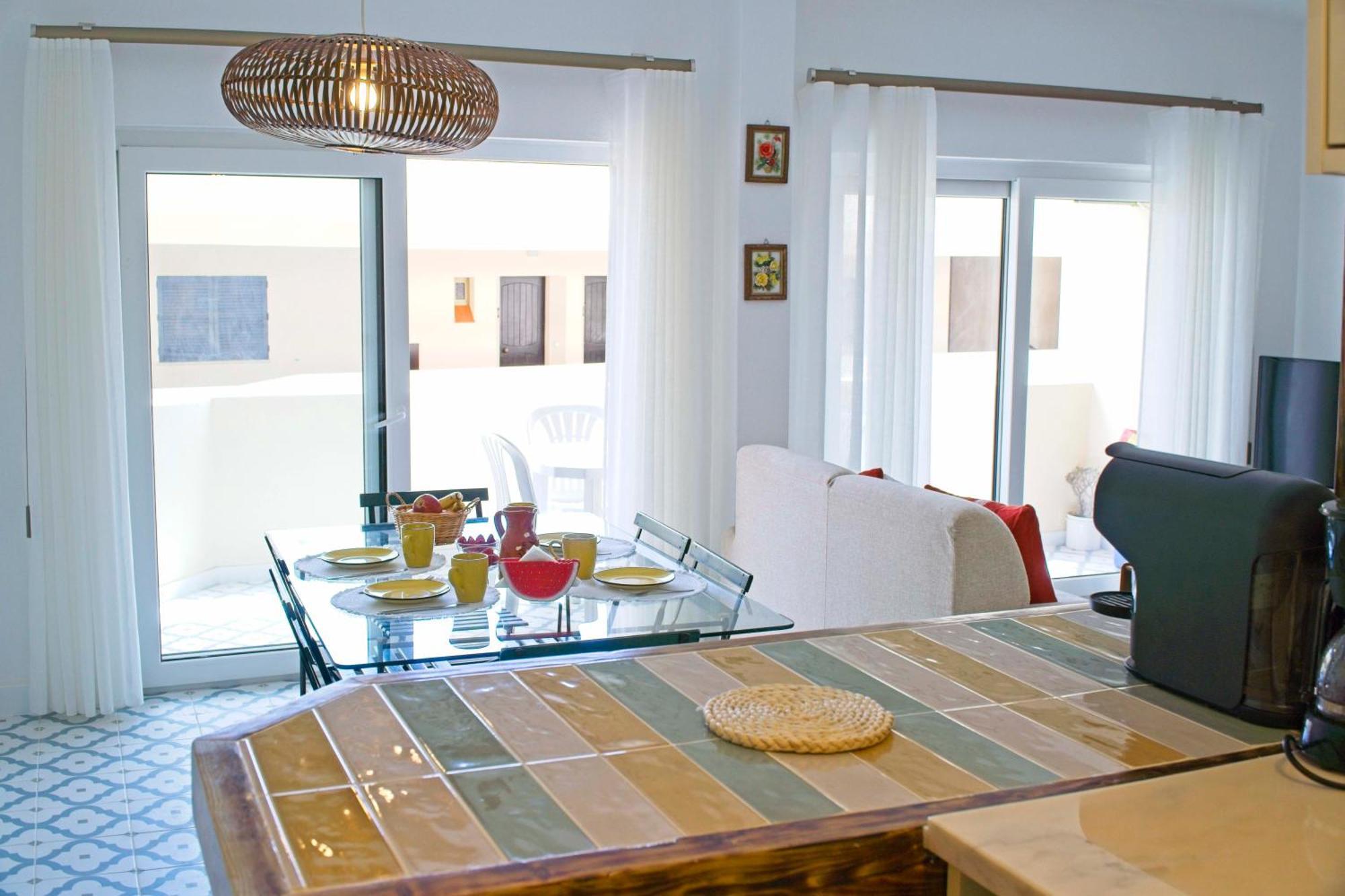 Lagos Beach Apartment ภายนอก รูปภาพ